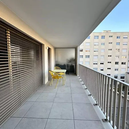 Appartement Spacieux, Lumineux, Chic ,60m2 Au Coeur Du 6eme -quartier Foch- Avec Grand Balcon *