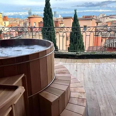 Mihotel - La Maison Rose Bed & Breakfast *