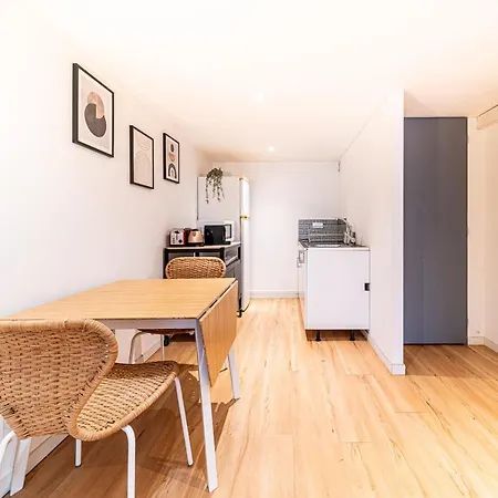 Charming Pied-a-terre For 4 People In The Brotteaux Part Dieu Area Appartamento *
