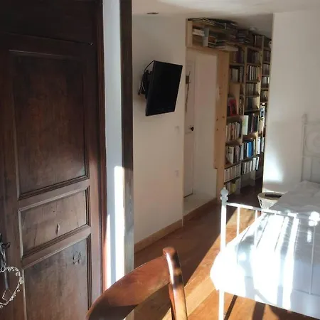 Studio Close Fourviere Very Quiet & Small Terrace Lejlighed