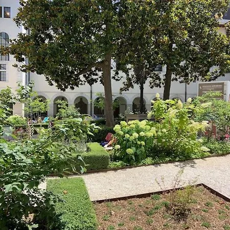 Studio Close Fourviere Very Quiet & Small Terrace 리옹