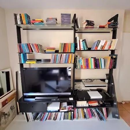 Casa de Férias Maison Au Calme . 5ieme Arr . Ouest Lyonnais