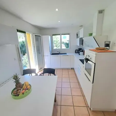Maison Au Calme . 5ieme Arr . Ouest Lyonnais
