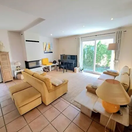 Maison Au Calme . 5ieme Arr . Ouest Lyonnais Lyon