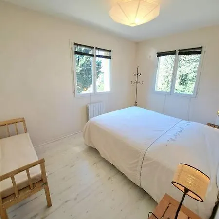 Maison Au Calme . 5ieme Arr . Ouest Lyonnais Lyon