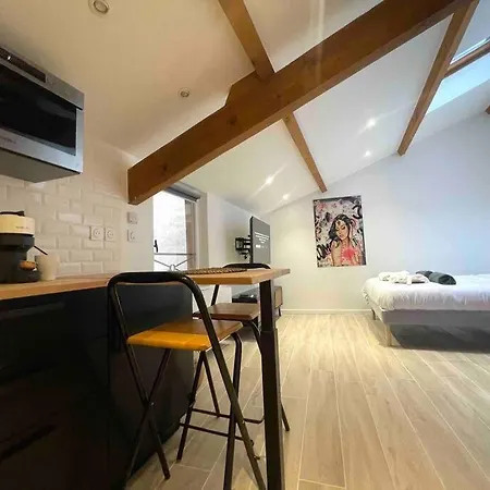 Apartment New / Belle Et Rebelle Avec Jacuzzi *