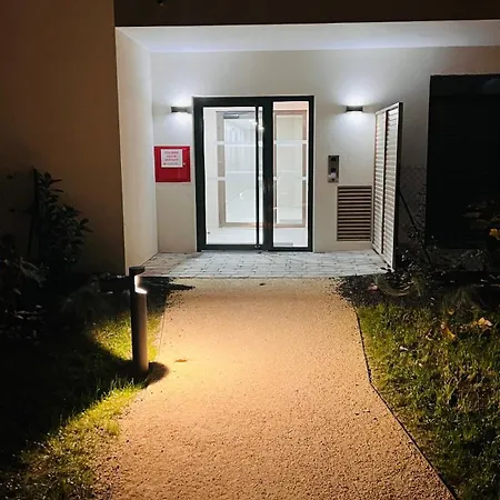 Luxueux De Haut Standing Au Coeur De Avec Une Terrasse Vue Sur La Lumiere * Lyon