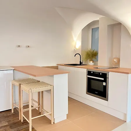 Mihotel Comte Lione