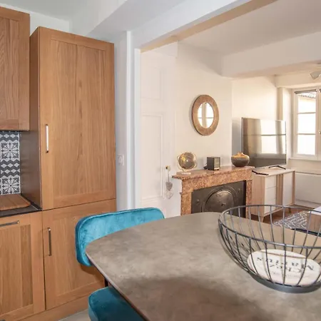Moderne Et Cosy Au Coeur De Saint-jean Ail Лион