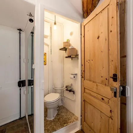 Le Loft Des Artistes De La Croix-rousse Ail Apartment