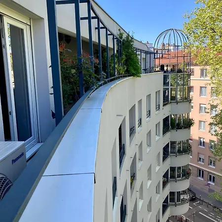 Junior Avec Balcon 里昂