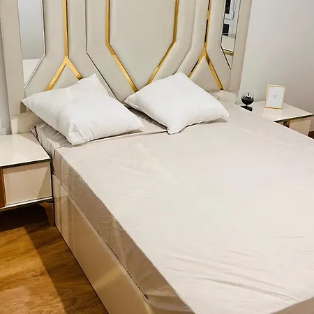 Lejlighed Luxueux De Haut Standing Au Coeur De Avec Une Terrasse Vue Sur La Lumiere