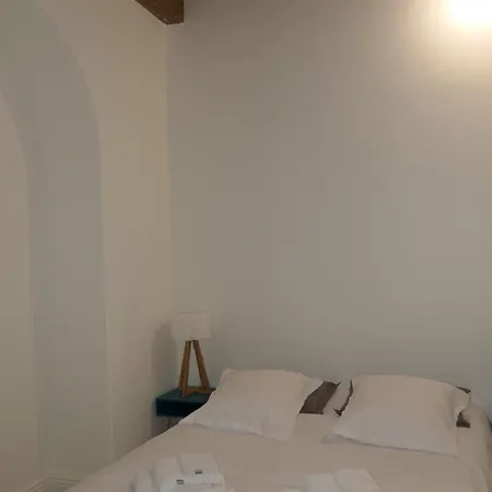Presqu'ile Saint Nizier Coeur De Classe 4* Daire *