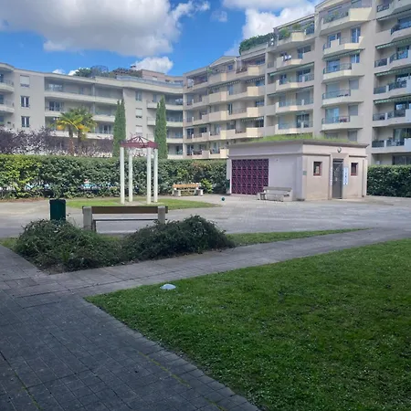 Super T2 Avec Piscine 3eme * Lyon