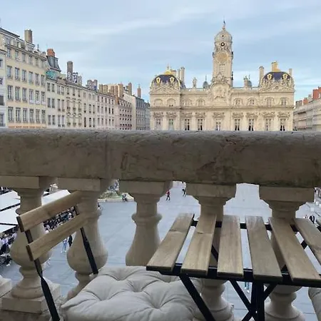 Apartment Grand Balcon Place Des Terreaux *