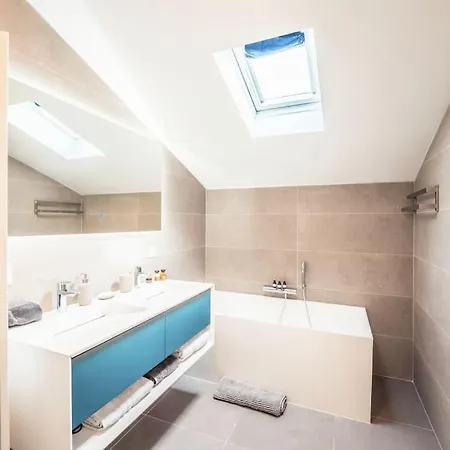 Very In Duplex Center Lejlighed