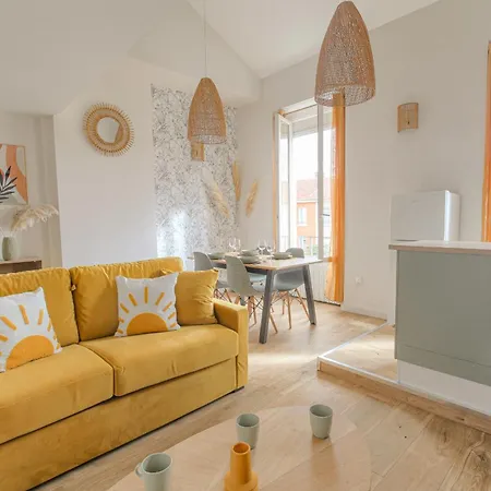 Апартаменты Duplex Spacieux Et Design Proche La Part-dieu