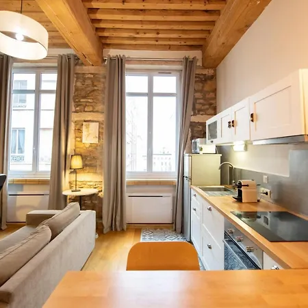 Le Petit Imbert - Chaleureux Et Cozy Apartment *
