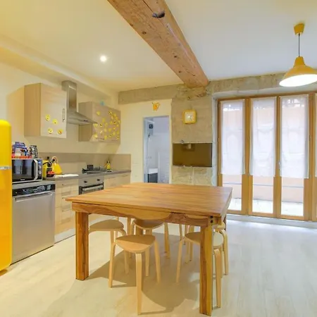 Apartment Special Groupes - 10 Personnes *