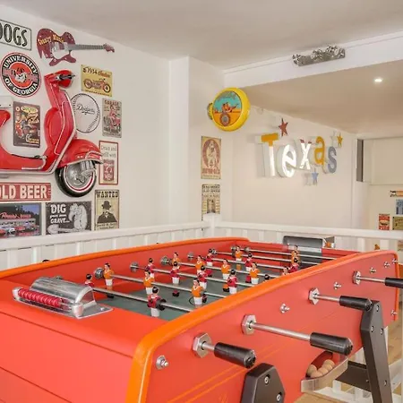 Happy Days, 150m2 De Divertissement, 7 * Lyon