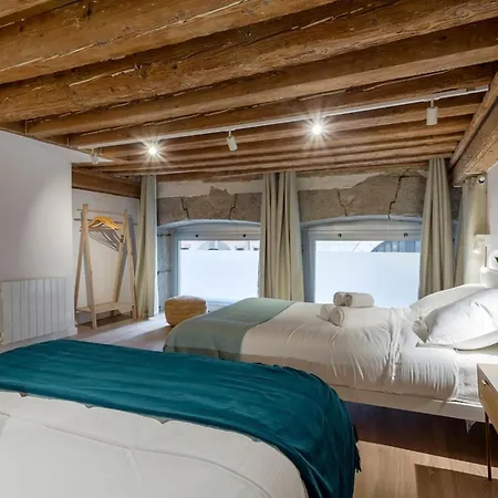 Apartment Charming Duplex Nest Newly Renovated *
