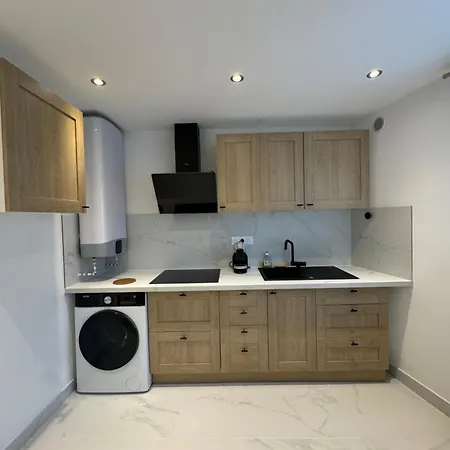Dauphine - Pres De La Gare Apartment *