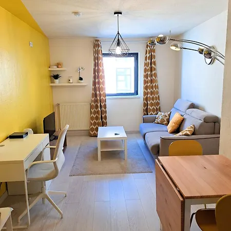 Bel Au Calme Avec Parking Appartement