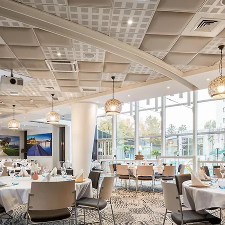 Novotel Gerland Musee Des Confluences Hotell 4*