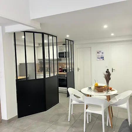 Danburry Appartement *