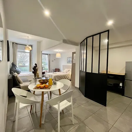 Danburry Appartement *