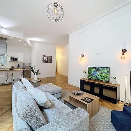 Appartement My Victor Hugo 2 *