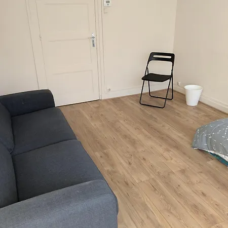 Проживание в семье Confortable Au Calme Et Proche Du Centre-ville De