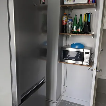 Проживание в семье Confortable Au Calme Et Proche Du Centre-ville De