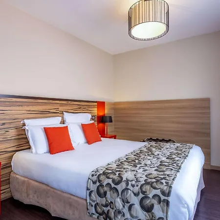 Adagio Patio Confluence Aparthotel