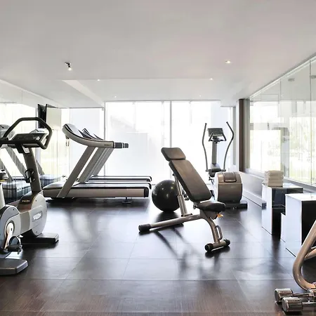 Novotel Centre-confluence Bord De Saone 4* Λυών