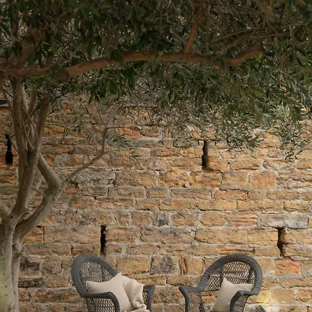 Hotel Mihotel Le Gourguillon 2*