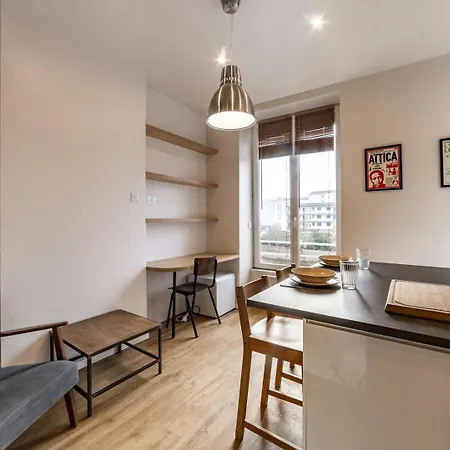 Le Petit Barret Du 8eme Ail Daire Lyon