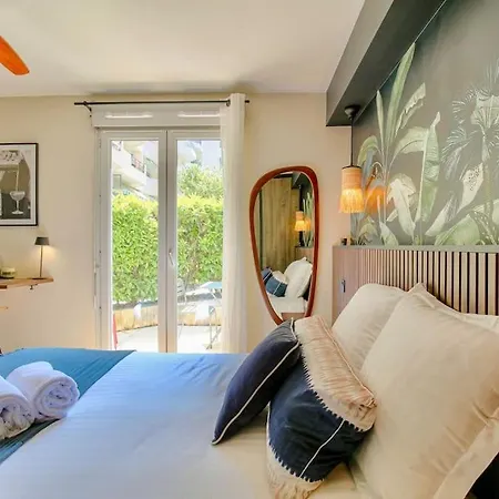Chic Piscine, Jardin Et Parking, 3