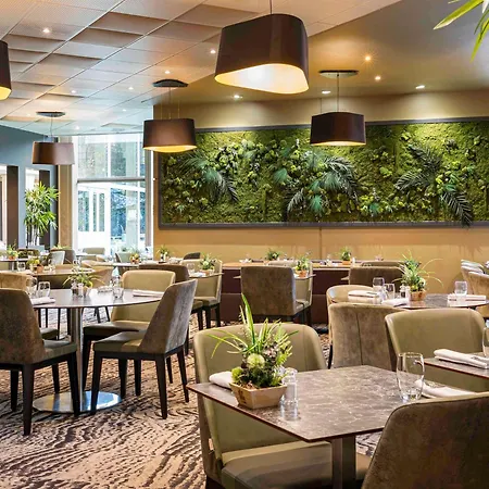 Novotel Gerland Musee Des Confluences Hotell Lyon
