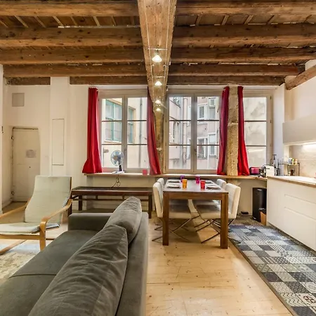 Апартаменты Old Lyon, Historic District Calm And Spacious Ail