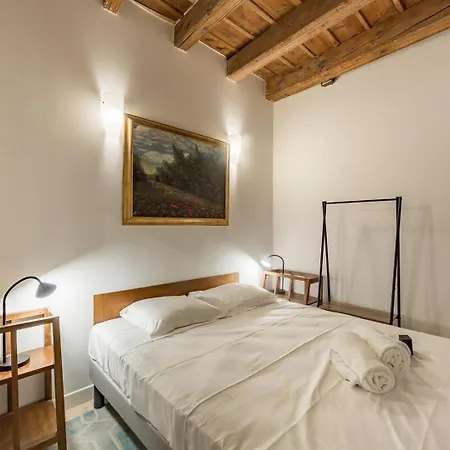 Апартаменты Old Lyon, Historic District Calm And Spacious Ail Лион
