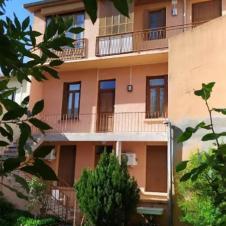 Appartement Calme Avec Jardin, Tram T6 Et Metro D, 8