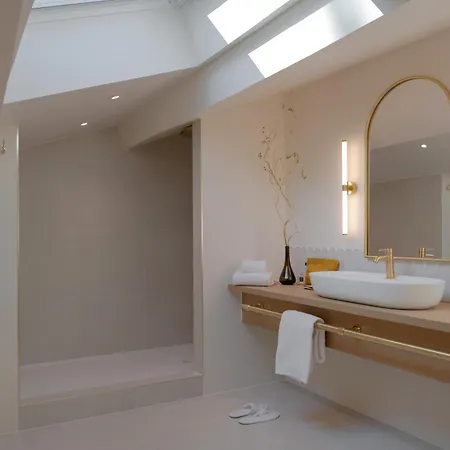 Hotel Mihotel Le Gourguillon 2*