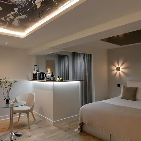 Hotel Mihotel Le Gourguillon 2*