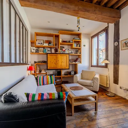 Cocon Lyonnais Au Coeur De La Croix-rousse