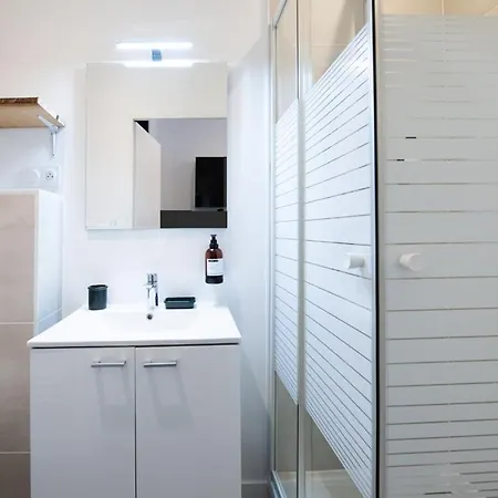 Le Romanee - Tres Joli Moderne Confort Proche Place Valmy アパート *