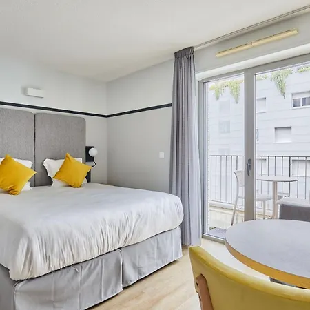 Odalys Confluence Appart hôtel 3*