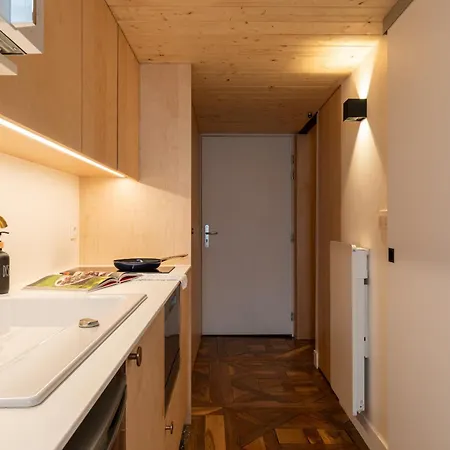 Smartstay Traboule - Place Bellecour Апартаменты *
