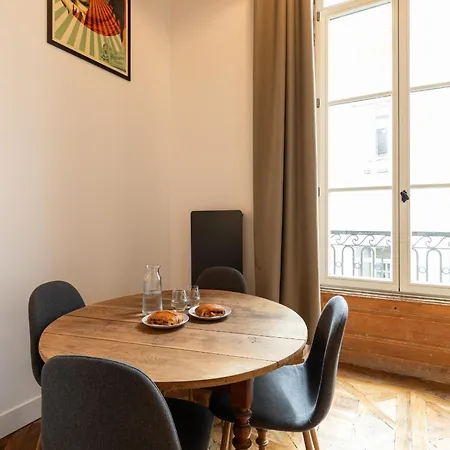 Апартаменты Smartstay Traboule - Place Bellecour