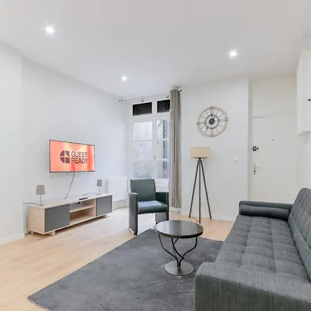 Guestready - Old Retreat Steps From The Metro *